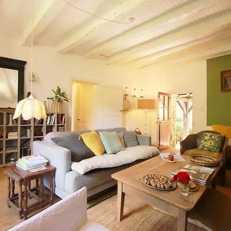 La Maisonnette De La Jolie Vie Holiday home *